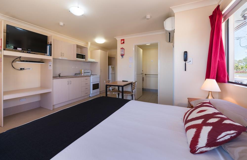 Winter Sun Motel Рокхемптън Екстериор снимка